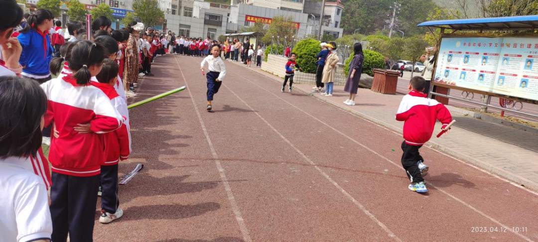 運動凝聚力量 激情飛揚賽場 新縣啟福小學舉行2023年春季運動會