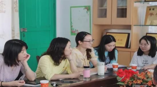 河南省信陽(yáng)市新縣啟福小學(xué)第三教研協(xié)作區(qū)開(kāi)展新上崗教師跟崗培訓(xùn)暨集體備課活動(dòng)