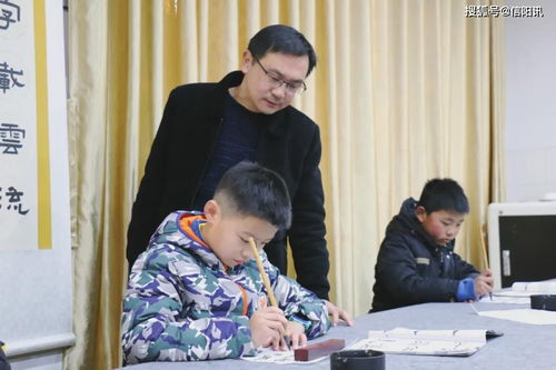 信陽市校長培訓班學員到宏橋小學跟崗培訓