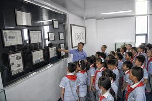 國際博物館日 小學(xué)生走進(jìn)漢后工廠識草藥 搗藥材 熬膏方 親手熬膏 體驗(yàn) 匠人精神